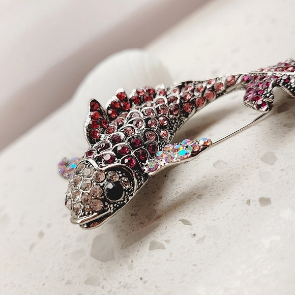 Sparkling 3-D Koi Fish Pendant Necklace NWT - Picture 12 of 12